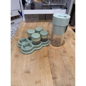 Baby Bullet Blender Rechargeable Cup, Blade, Storage jars and Trays *